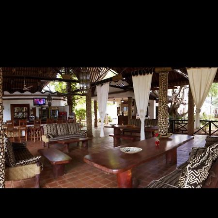 Mangro Hotel Diani Beach Exterior foto
