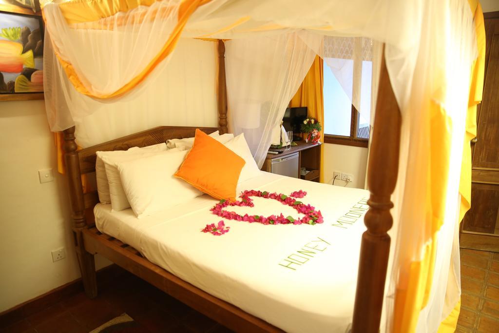 Mangro Hotel Diani Beach Exterior foto